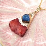 Natural stone crystal tooth triangular pendant necklace. Fashionable crystal inlaid agate pendant necklace jewelry gift.
