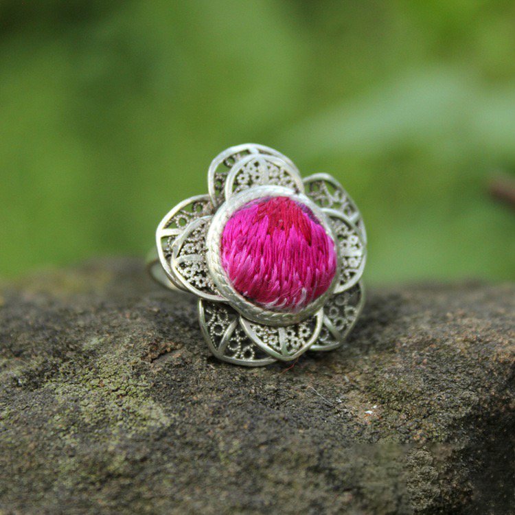 Yunnan ethnic style Miao silver old embroidery ring, adjustable, rose shape