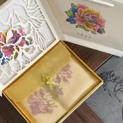 Suzhou embroidery silk scarf Suzhou embroidery mulberry silk silk scarf embroidery brass bookmark creative gift box gift set